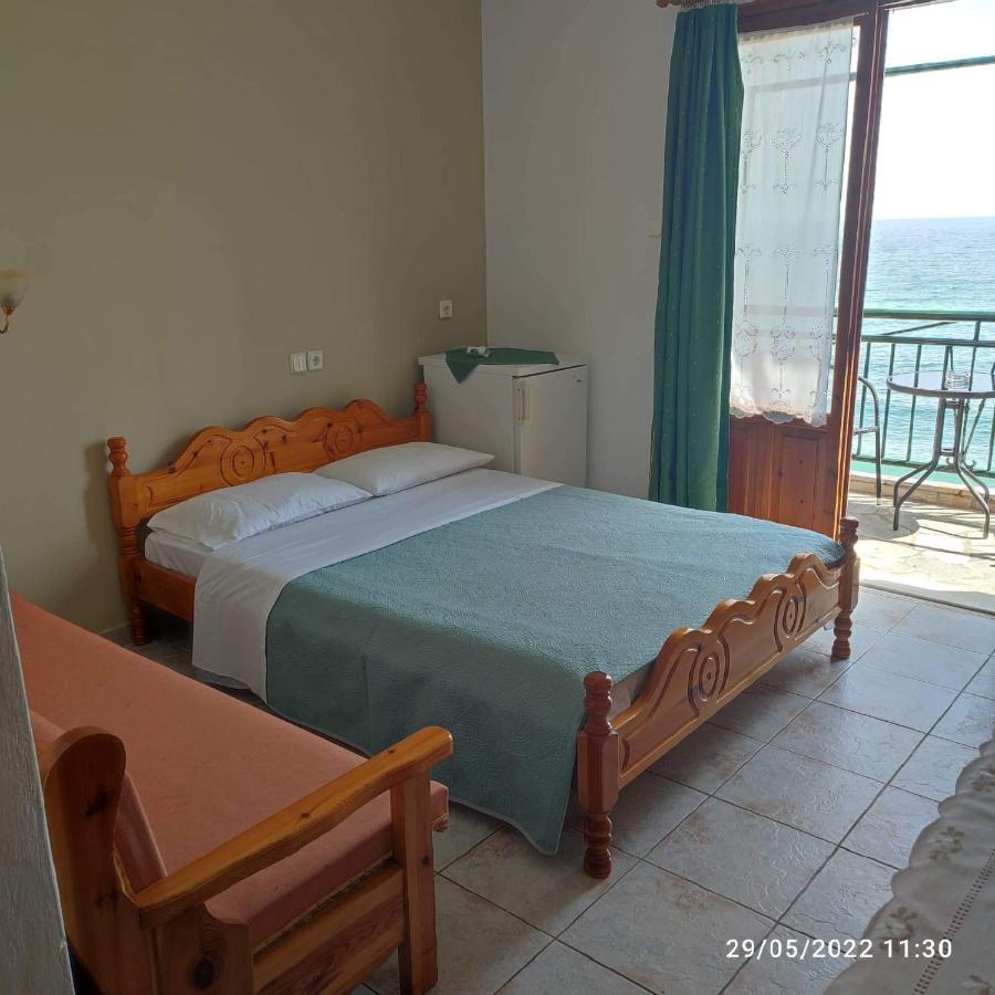 Nissaki Guesthouse Keramidhion Bagian luar foto