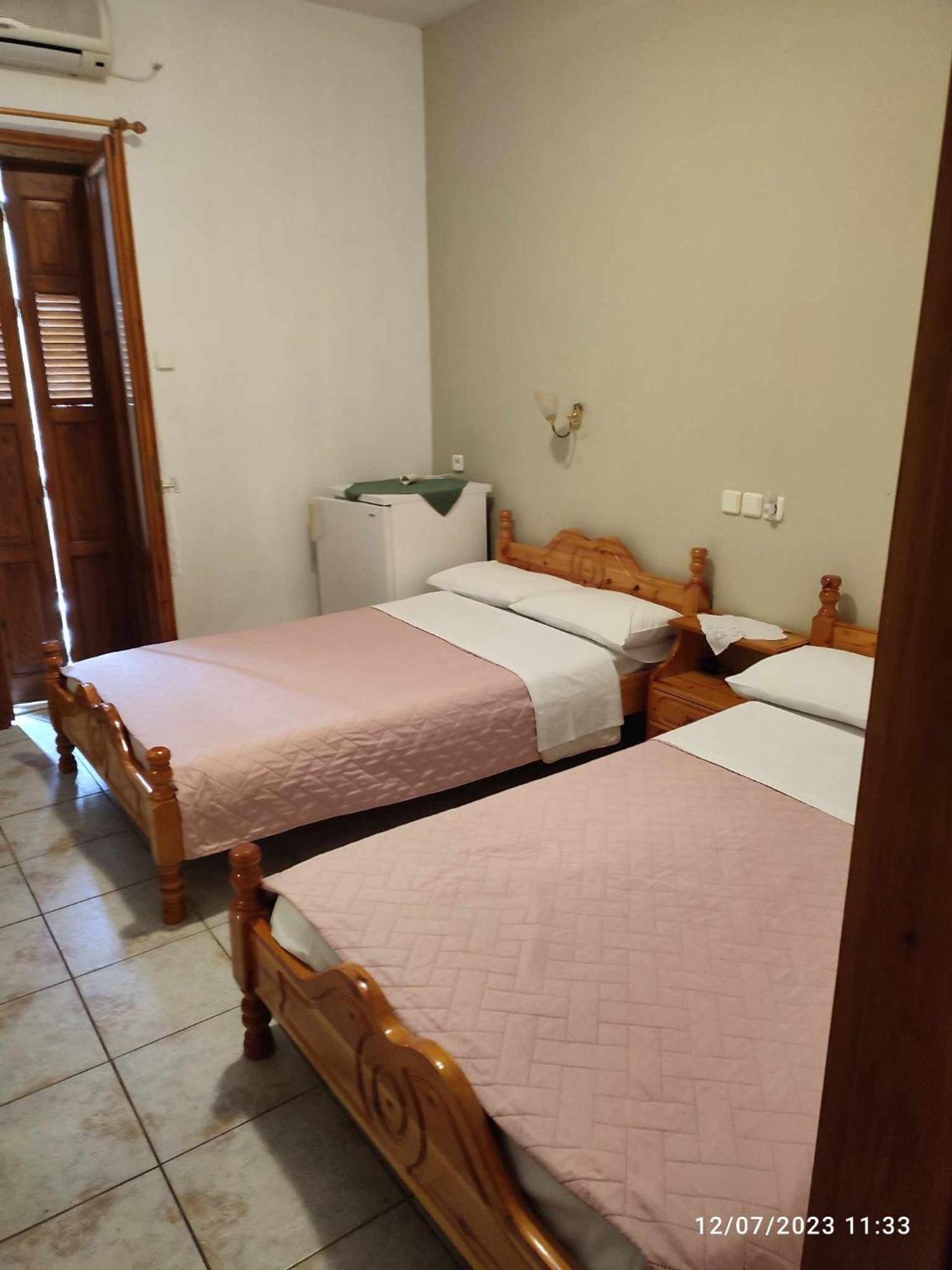 Nissaki Guesthouse Keramidhion Bagian luar foto
